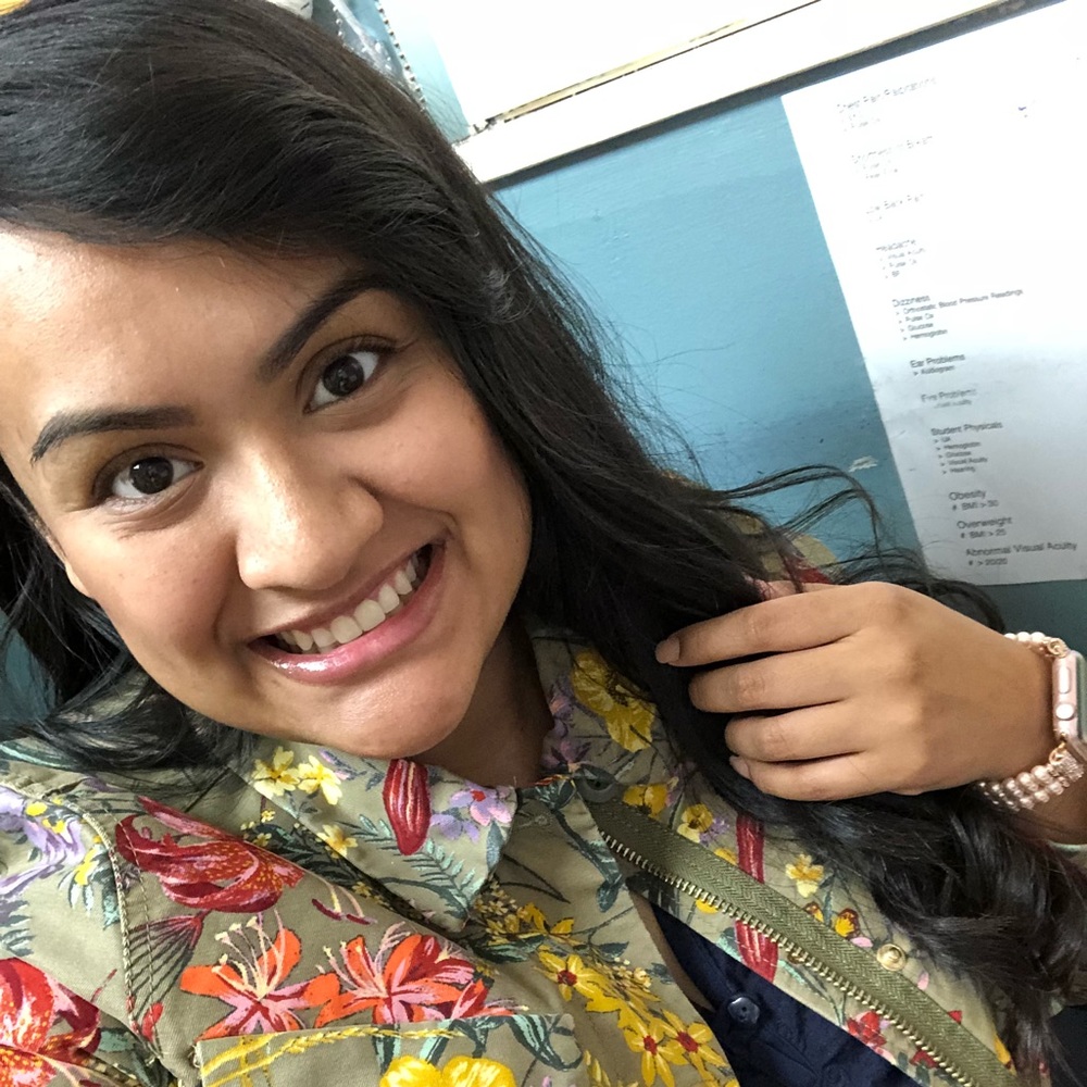 Meet your Posher, Abigail